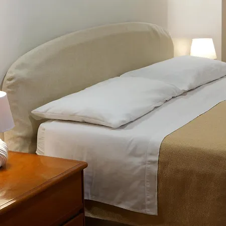 Cerra 아파트호텔